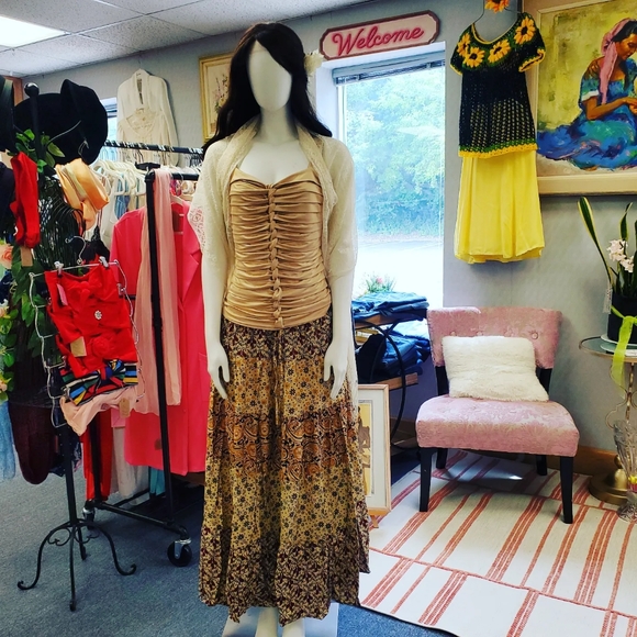 Like to be notified of my Posh Shows - Picture 3 of 9